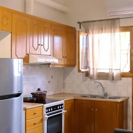 Mk Hospitality Каламата